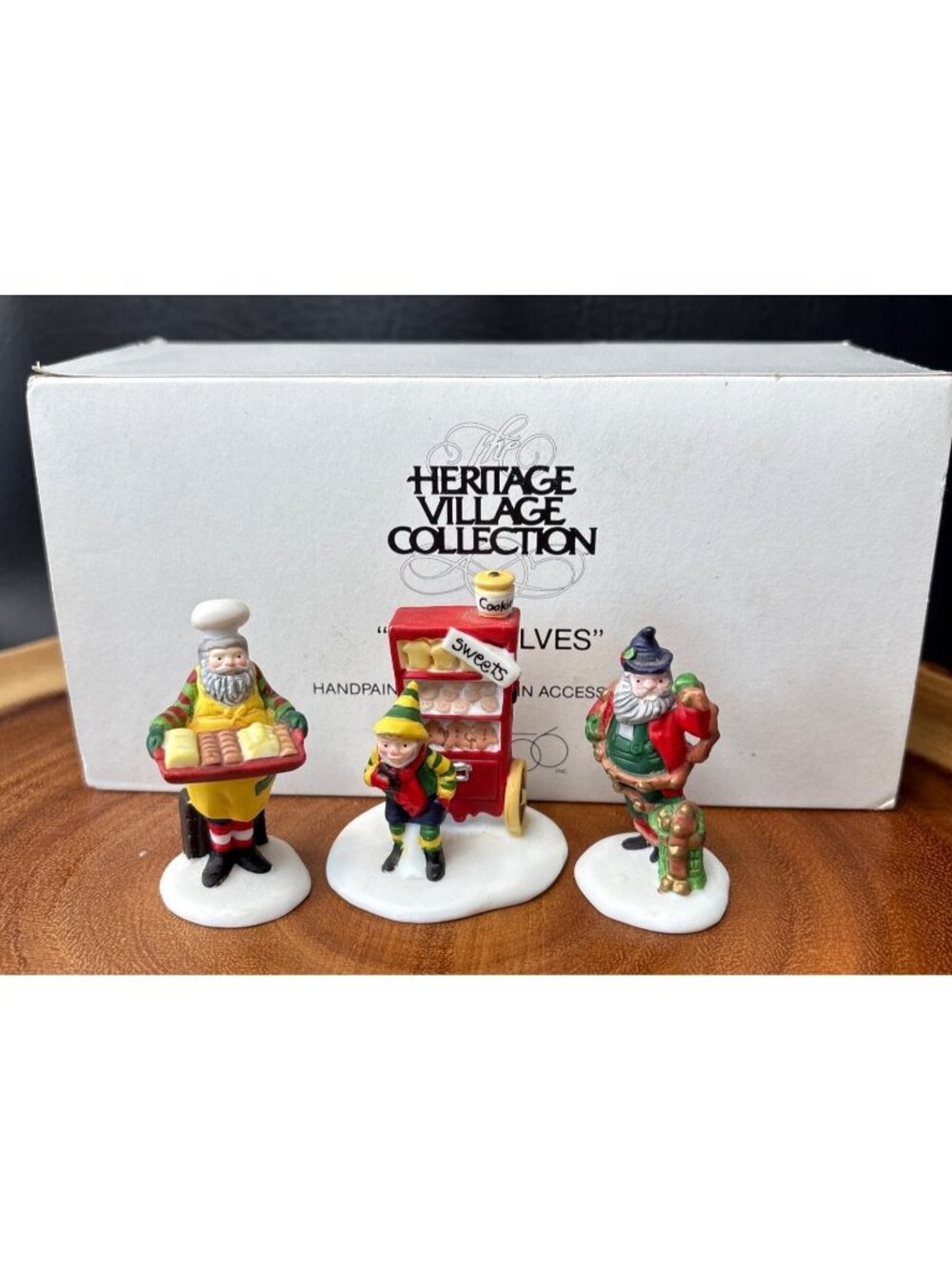Heritage Village "Baker Elves" Porcelain Figurine Set Department 56 56030